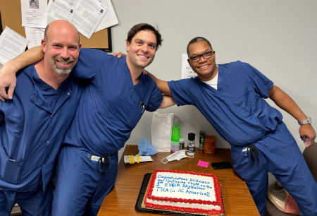 First in the USA | Honghu Orthopedic Surgical Robot Completed the First Clinical Use of Total Knee Replacement Procedure in the USA