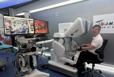 Crossing 10,000 Kilometers: Toumai® Robot Performs World’s First Intercontinental Remote Liver Cancer Resection