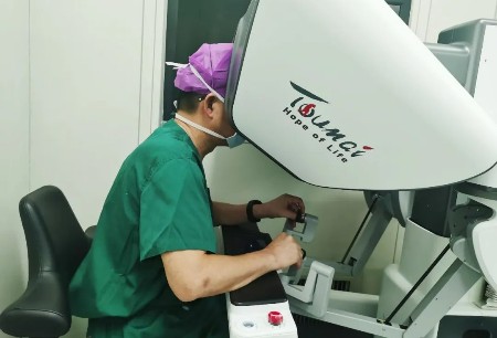 全国首例图迈®机器人左侧肾癌合并肾静脉癌栓根治术在中山大学附属第一医院圆满完成！