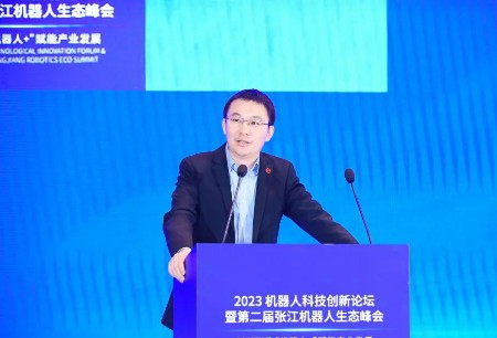 学术之声 | 微创®机器人亮相2023年机器人科技创新论坛，奏响国产医疗机器人时代强音