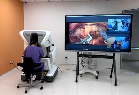 图迈®机器人顺利完成10例高难度5G远程泌尿外科手术，屡创全球首例记录